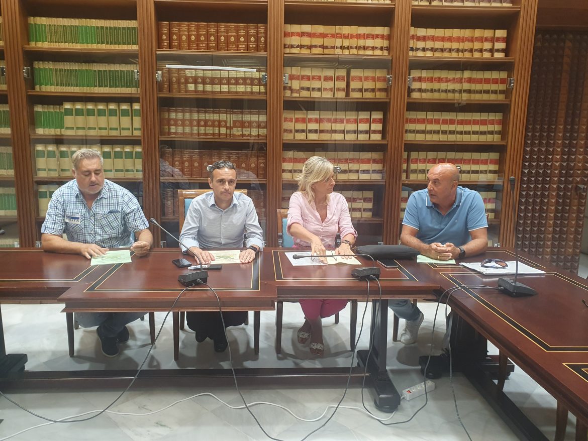 foto reunion consejera director
