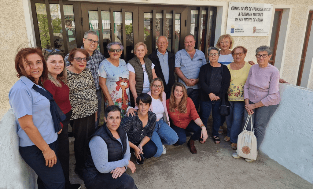 La Directora General De Mayores Del Gobierno De Canarias Ver nica la-directora-general-de-mayores-del-gobierno-de-canarias-ver-nica