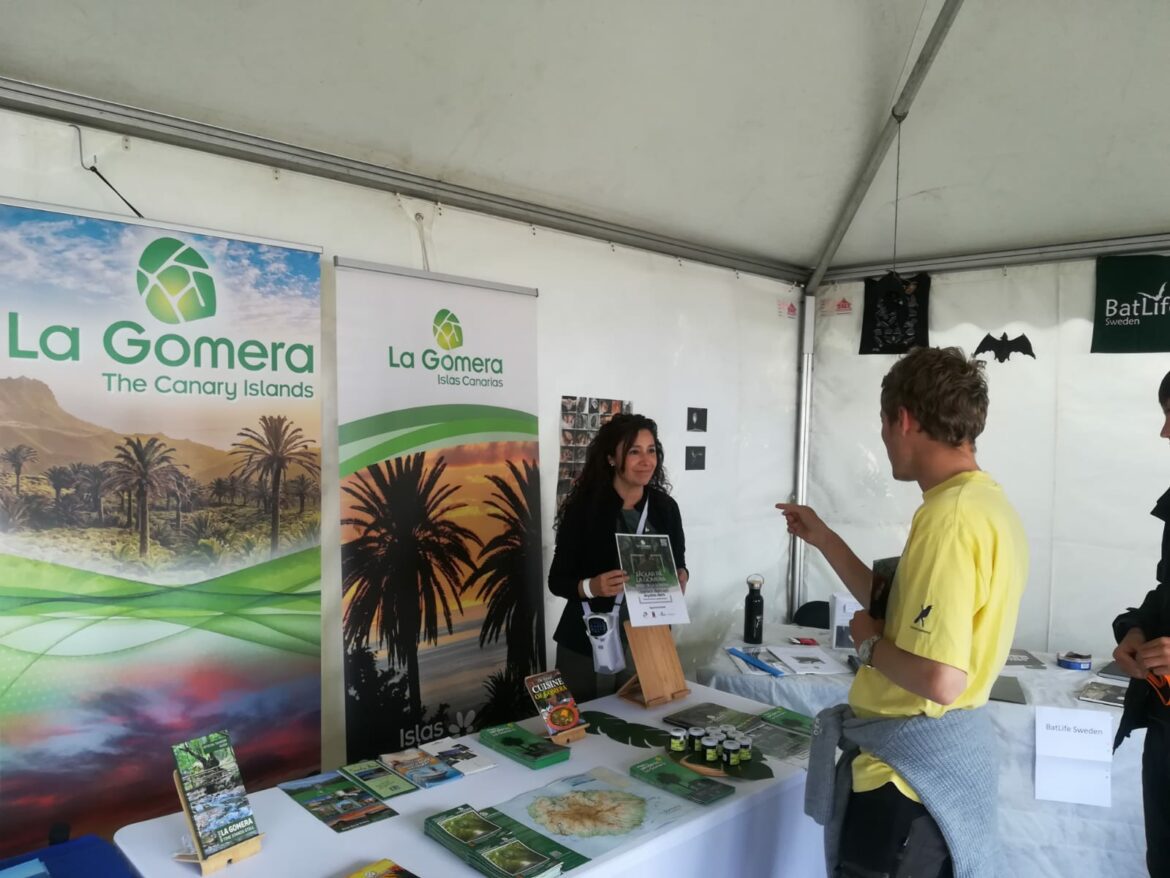 010924-stand-de-turismo-de-la-gomera-en-la-falsterbo-bird-show-de-suecia (1)