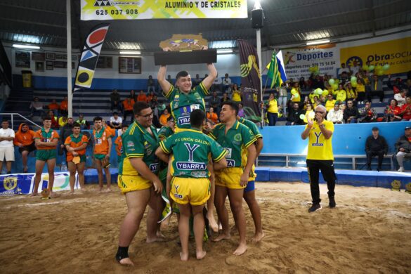 Las jovenes promesas de la lucha canaria brillan en las finales de la XLV Liga Cabildo de Gran Canaria 2