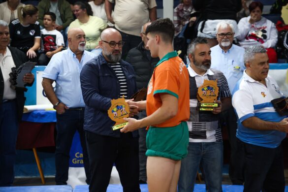 Las jovenes promesas de la lucha canaria brillan en las finales de la XLV Liga Cabildo de Gran Canaria 4
