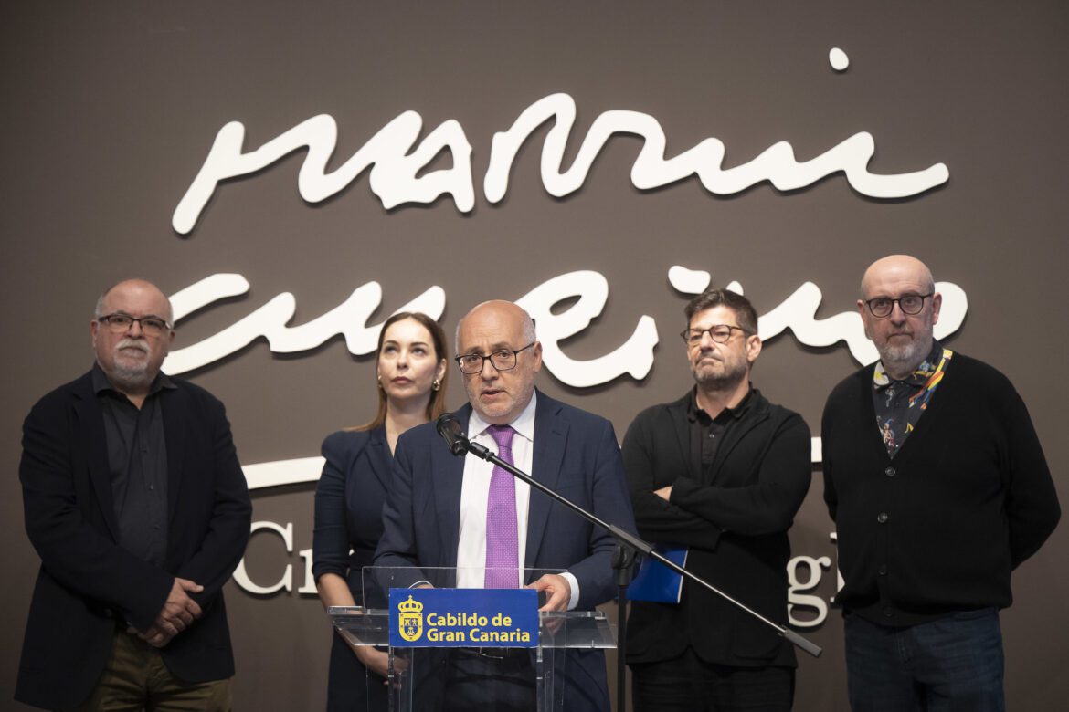 El presidente en la presentación de la muestra.