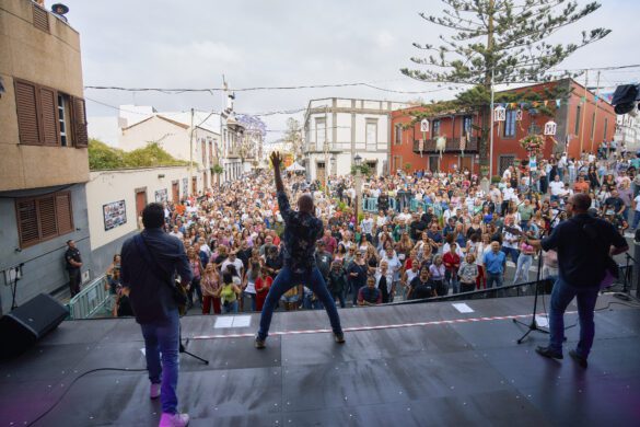 SAN ANTONIO SUENA (7)