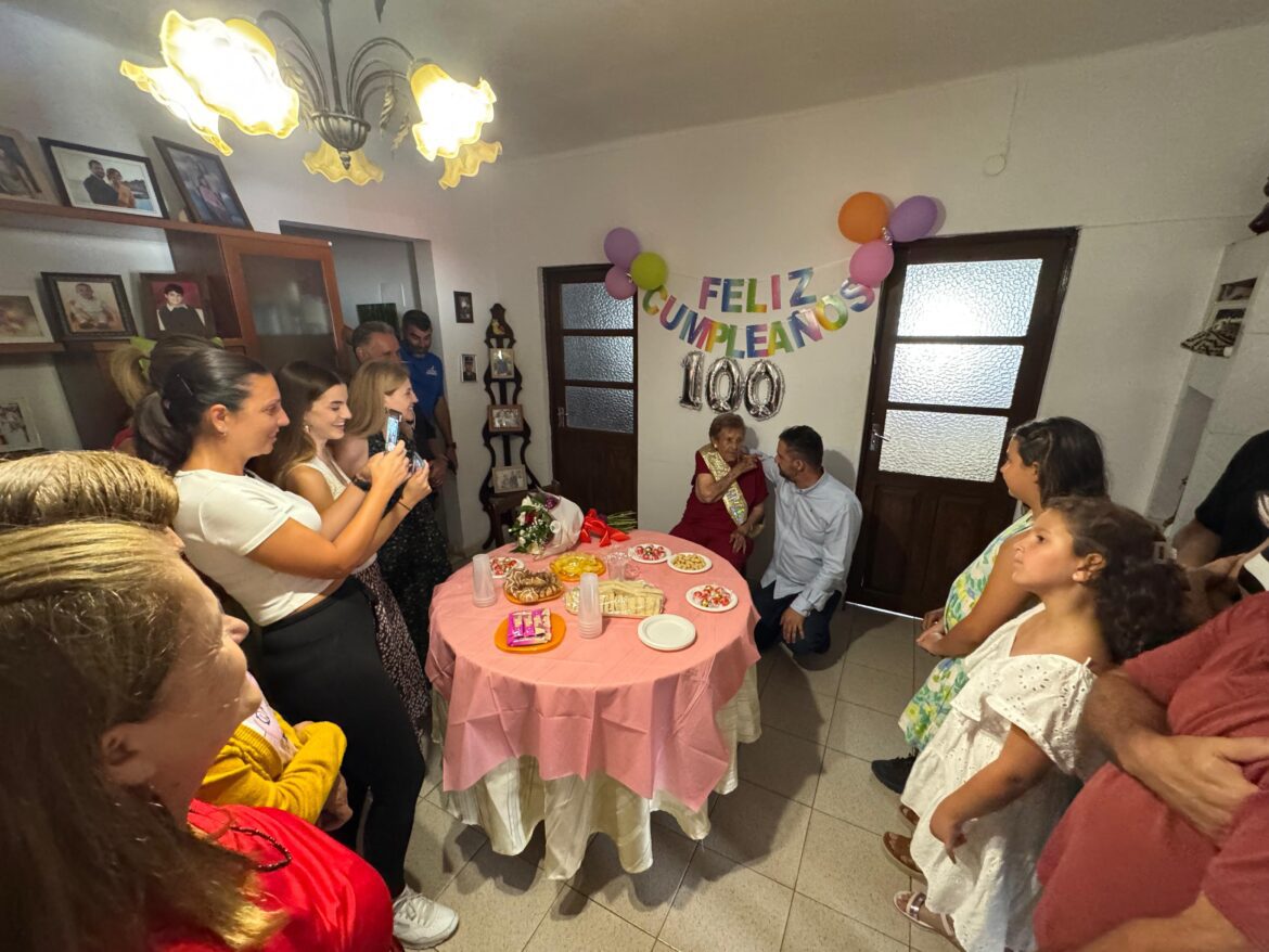 foto-vecina-100-cumple2