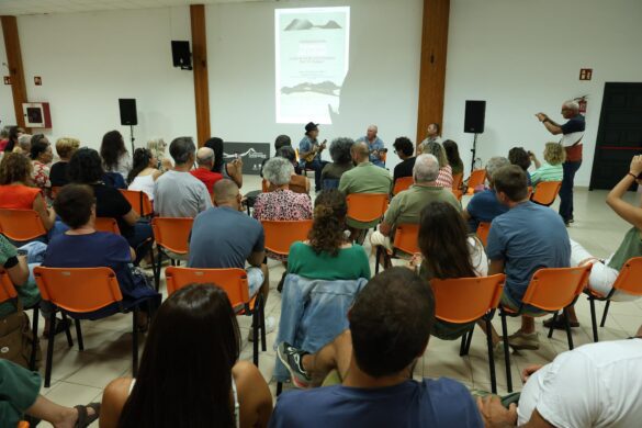 CHARLA MEMORIA DEL VOLCÁN (19)